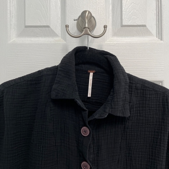 Free People Black Cotton Gauze Button Front Tie Hem Shirt Top XS Boho Casual - Picture 2 of 14